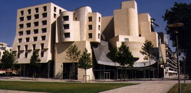 American Center building in eastern Paris by Frank O. Gehry – adaptive reuse, 2001 © Christian Horn