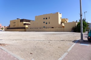 Vacant plots in a villa neighbourhood in Abu Dhabi