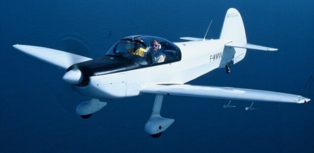 CAP 10 C aerobatic aircraft from the CAP series by APEX Aircrafts, France – wooden construction © ARR