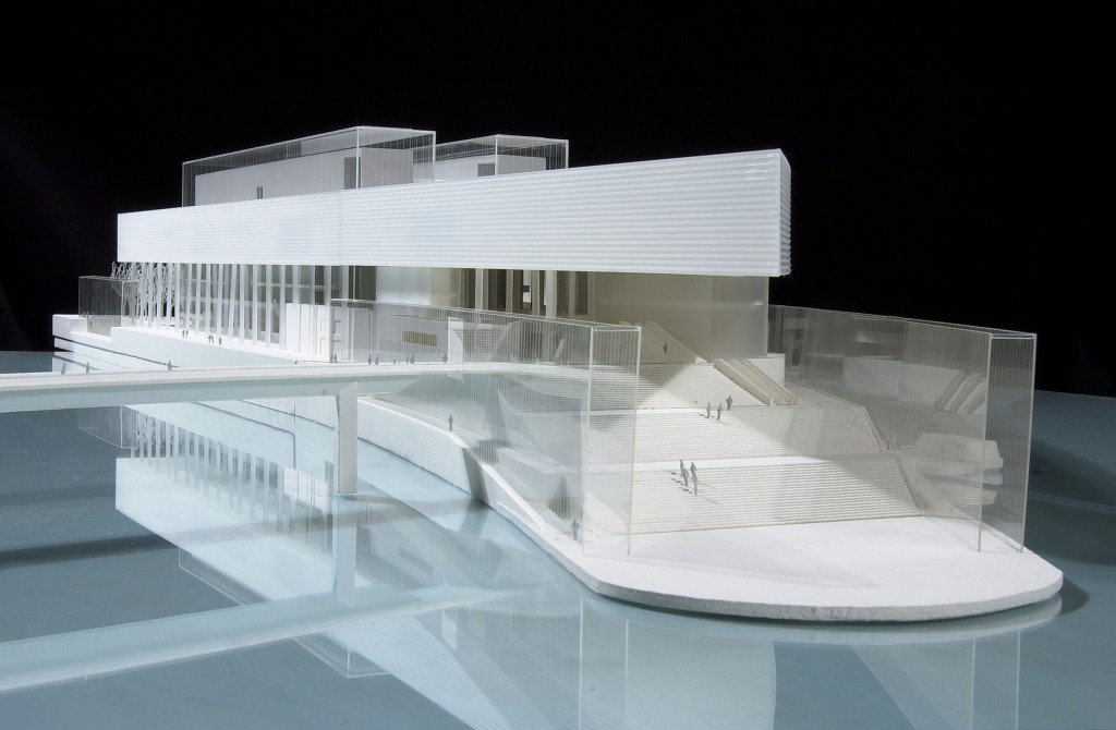 Die Fondation Pinault von Tadao Ando - Frankreich Model of the Fondation Pinault art museum at Pont de Sèvres, near Paris, designed by Tadao Ando © ARR